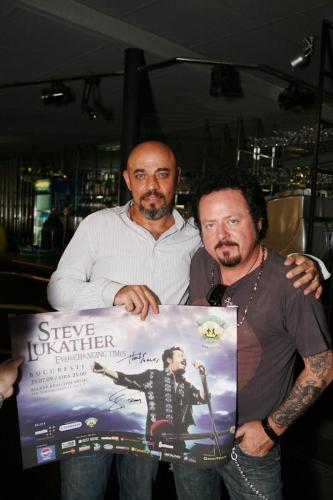 me and lukather-06